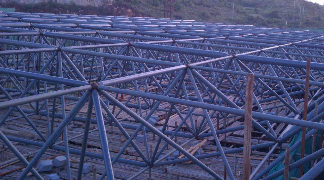 福安概述网架加工中对钢材的质量的过细恳求